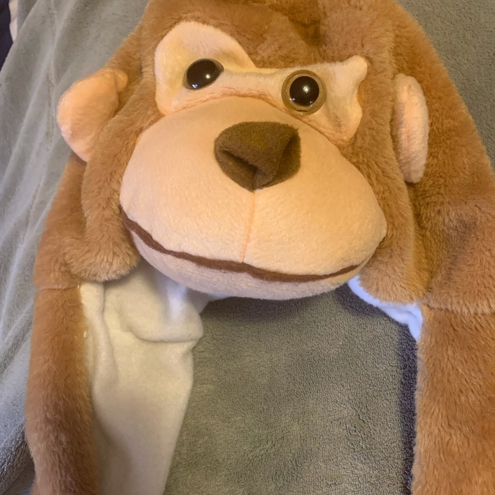 Cozy Monkey Hat w pockets 🐒